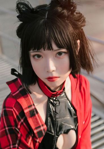 欧美无砖走区第一页_高清在线视频观看