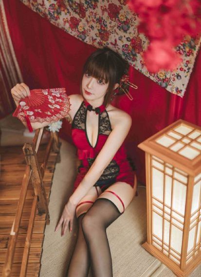 国产美女丝袜诱惑电影_DVD免费观看视频
