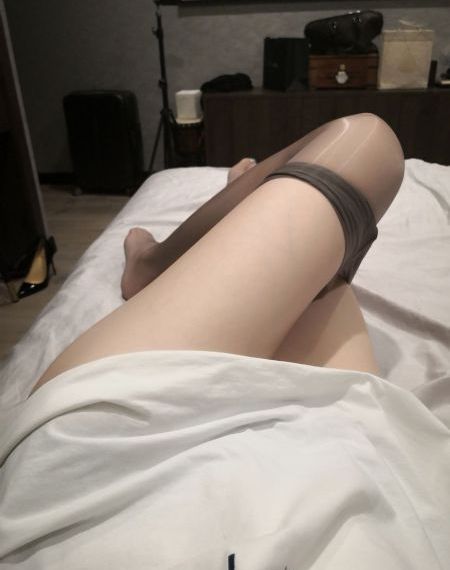 色偷偷综合亚洲av伊人蜜桃_高清免费电视剧