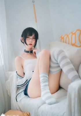精品国精品无码自拍自在线_DVD免费在线播放