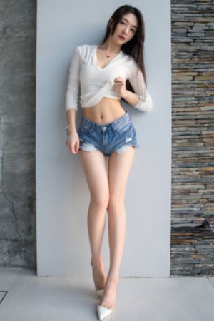日本成人色美女写真不雅视频_超清视频大全