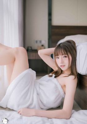欧美第一页好看在线视频_未删减完整版